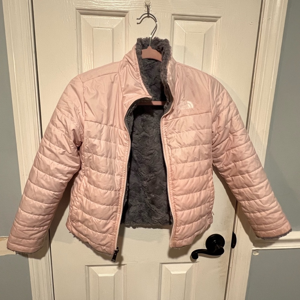 Girls North Face reversible jacket 7/8.